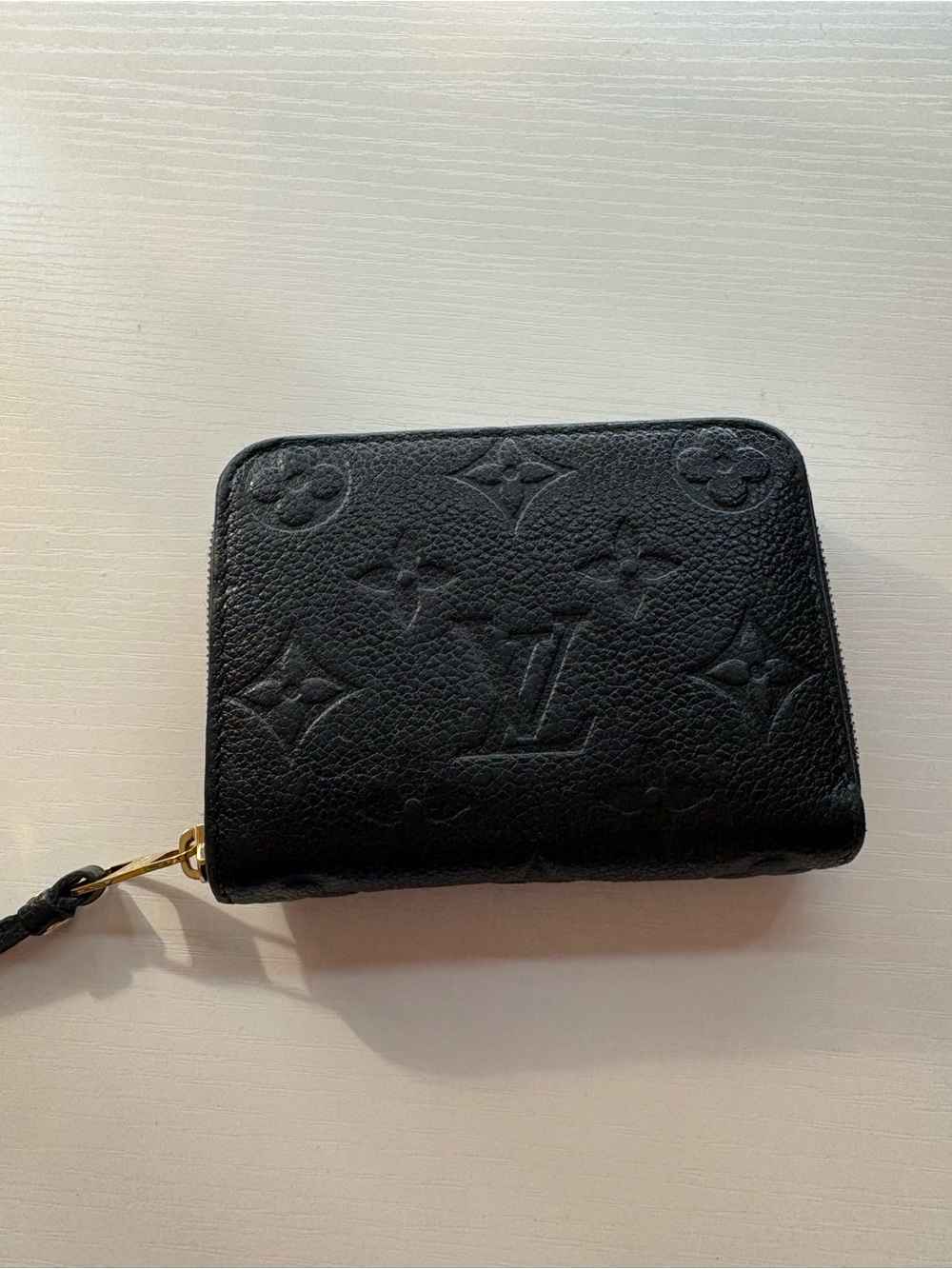 Authentic Louis Vuitton Black Monogram empreinte Zippy wallet